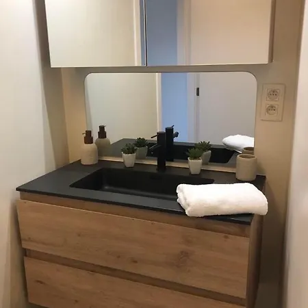 L'escapade Urbaine - Montignies-sur-sambre Apartamento *