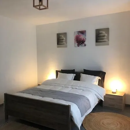 L'escapade Urbaine - Montignies-sur-sambre 아파트